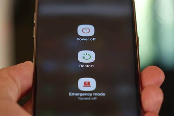 Telefon lub tablet z Androidem nie włącza przycisku zasilania